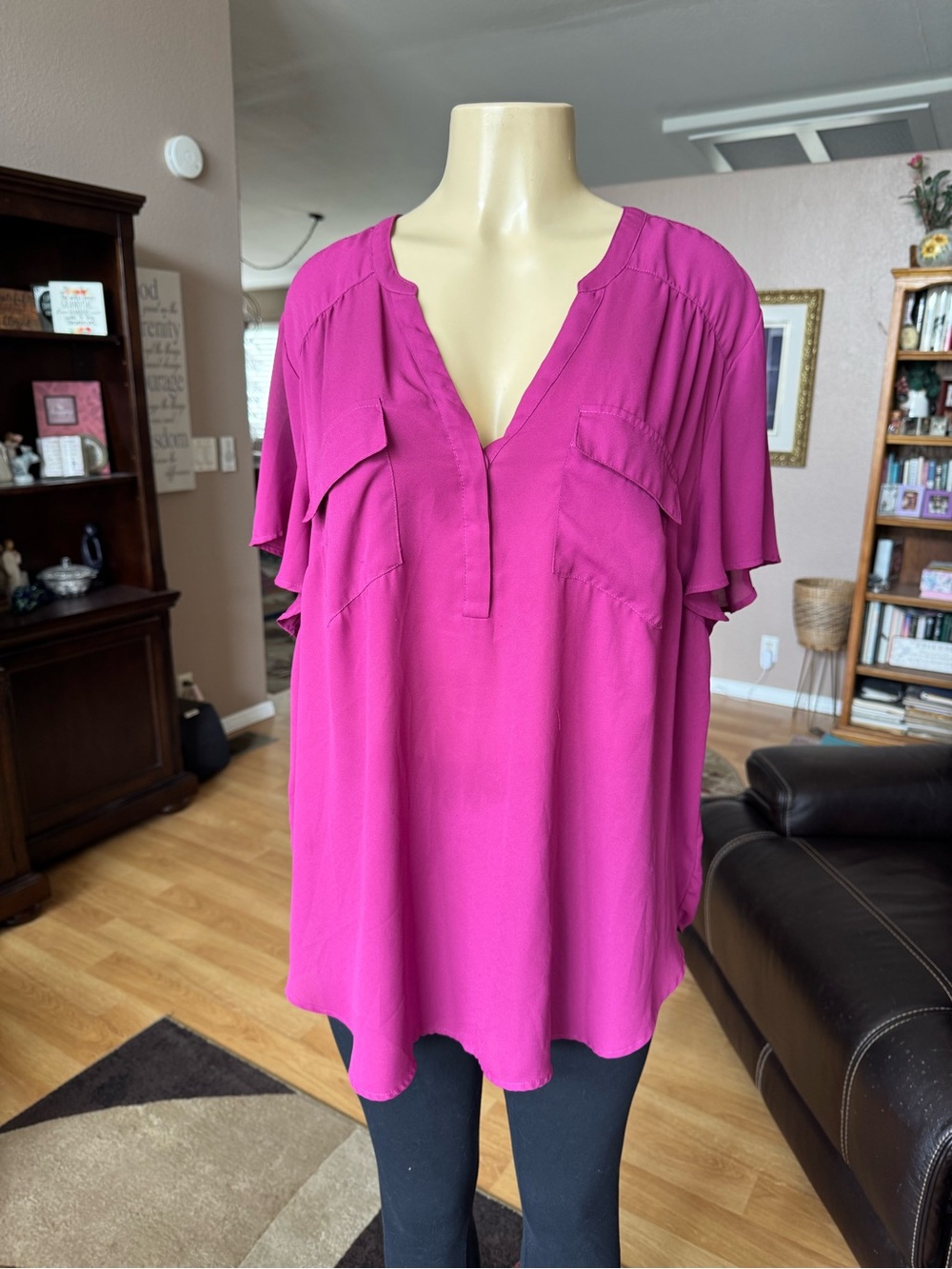 Torrid Harper magenta flutter sleeve V-neck blouse-size